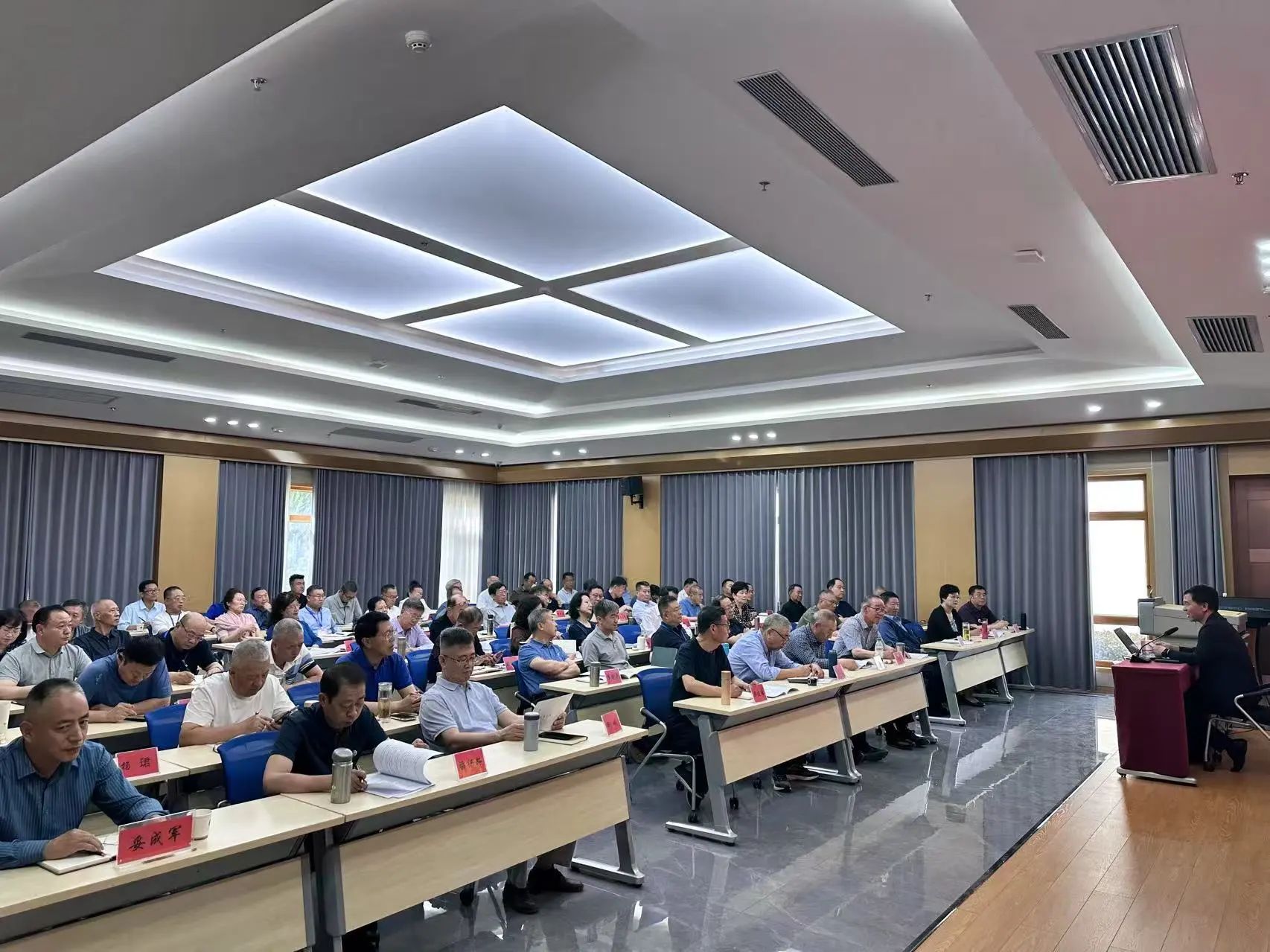 cc01041415111afe8370b5853a7a1fa9.jpg cc01041415111afe8370b5853a7a1fa9.jpg